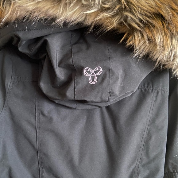 TNA Bancroft Parka - Picture 4 of 8